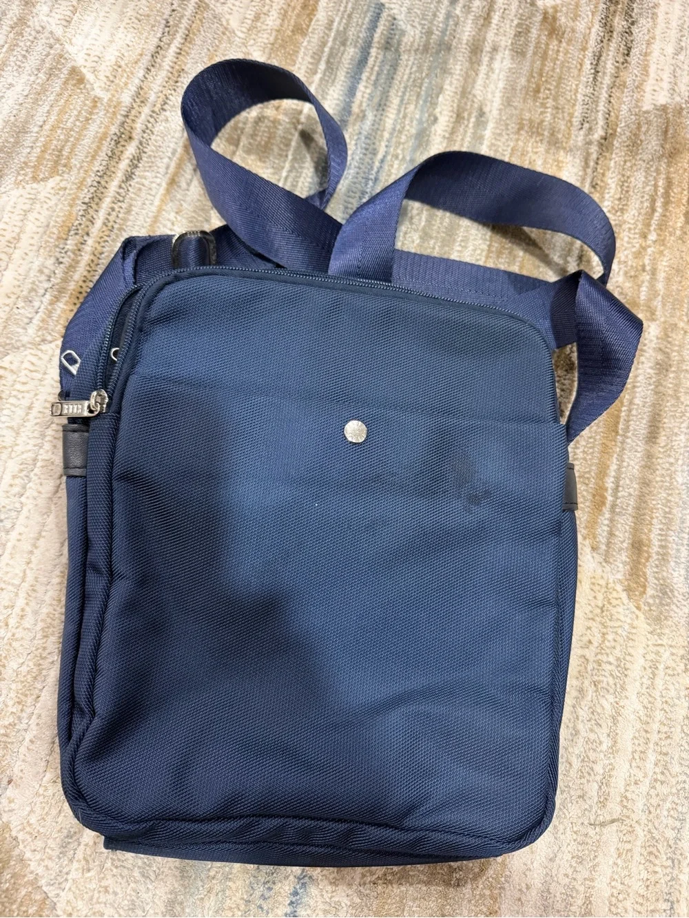 Elle Men’s Navy Messenger Crossbody Bag